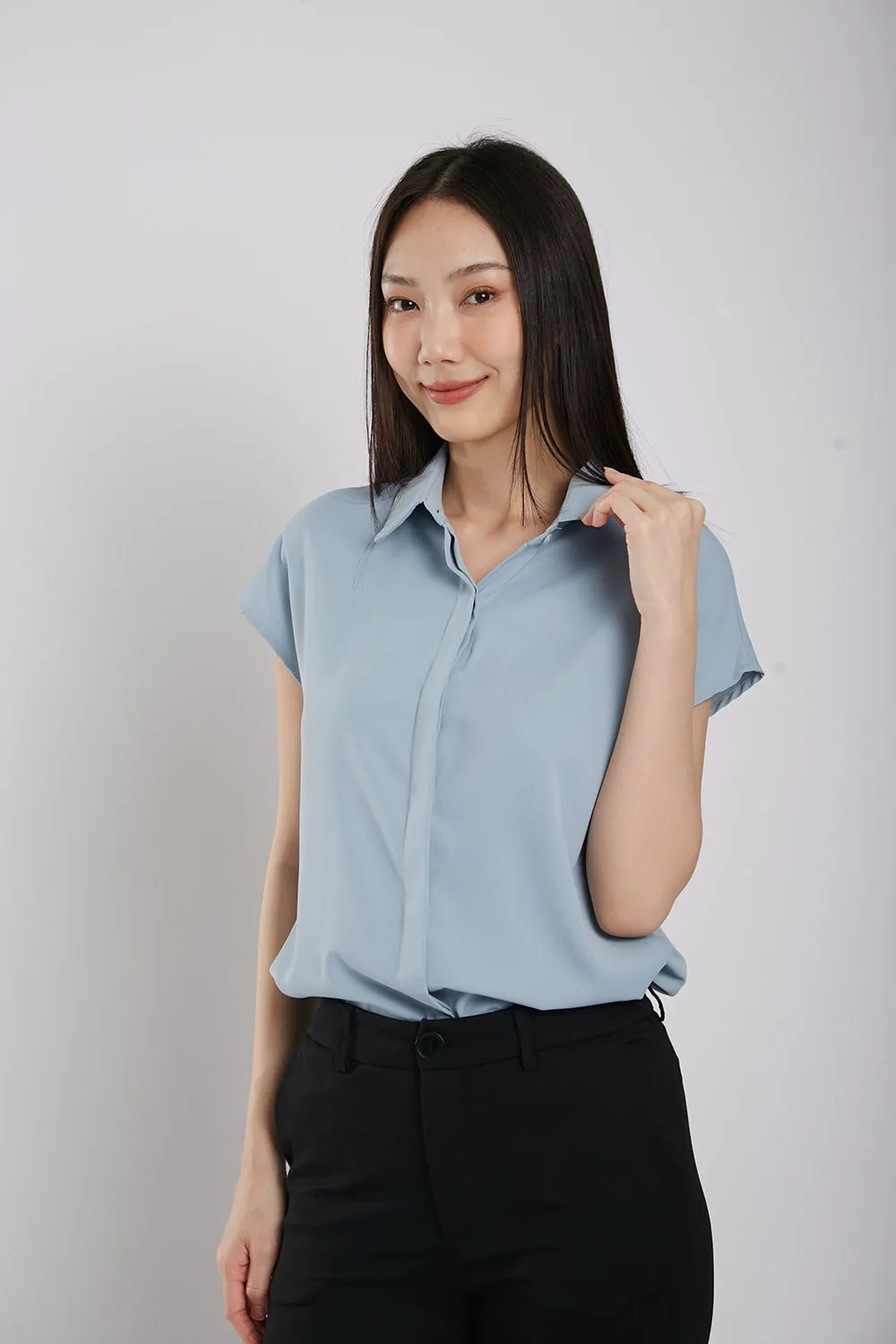Aella Button Down Shirt in Dust Blue