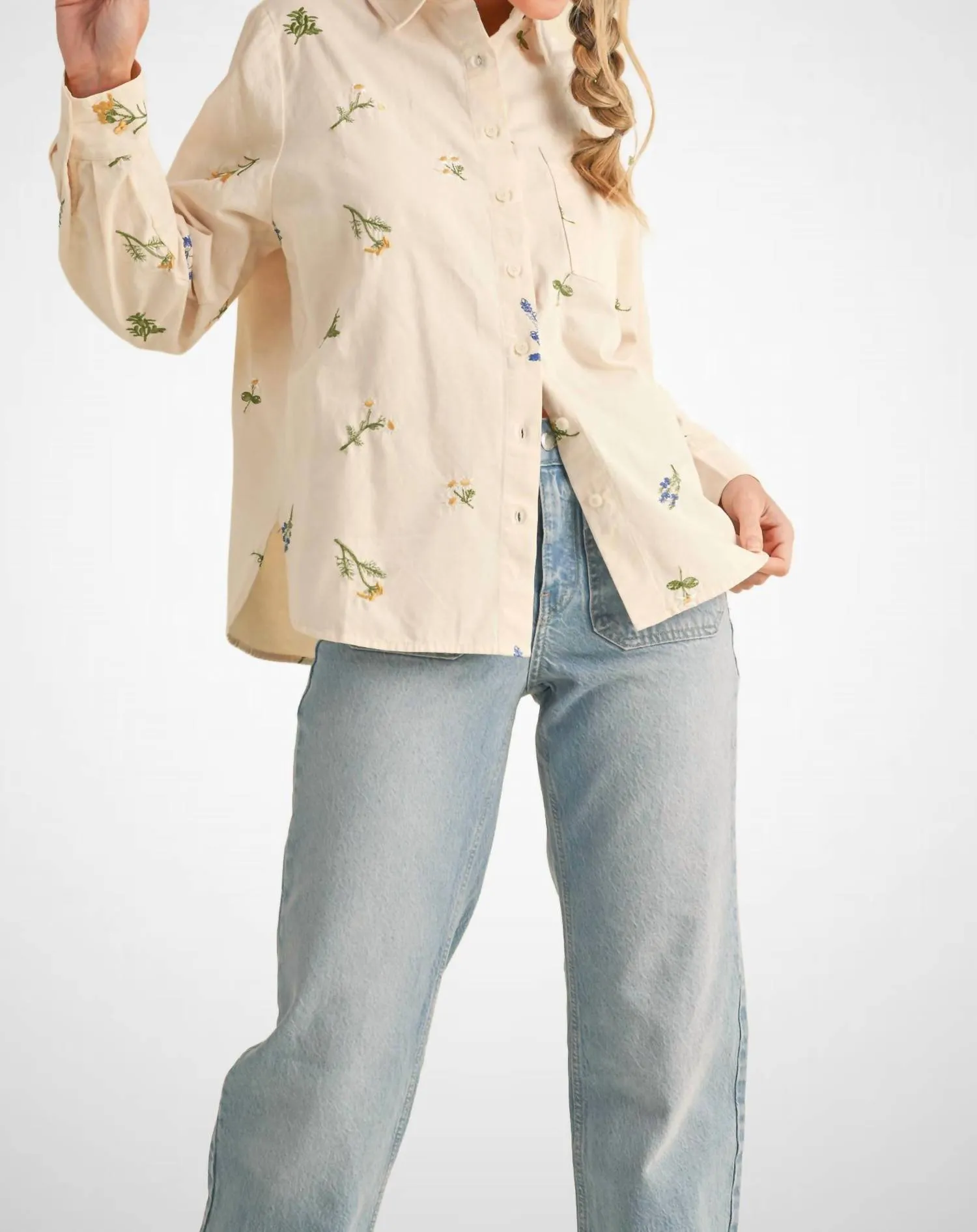 &Merci - Floral Embroidery Button Down Top