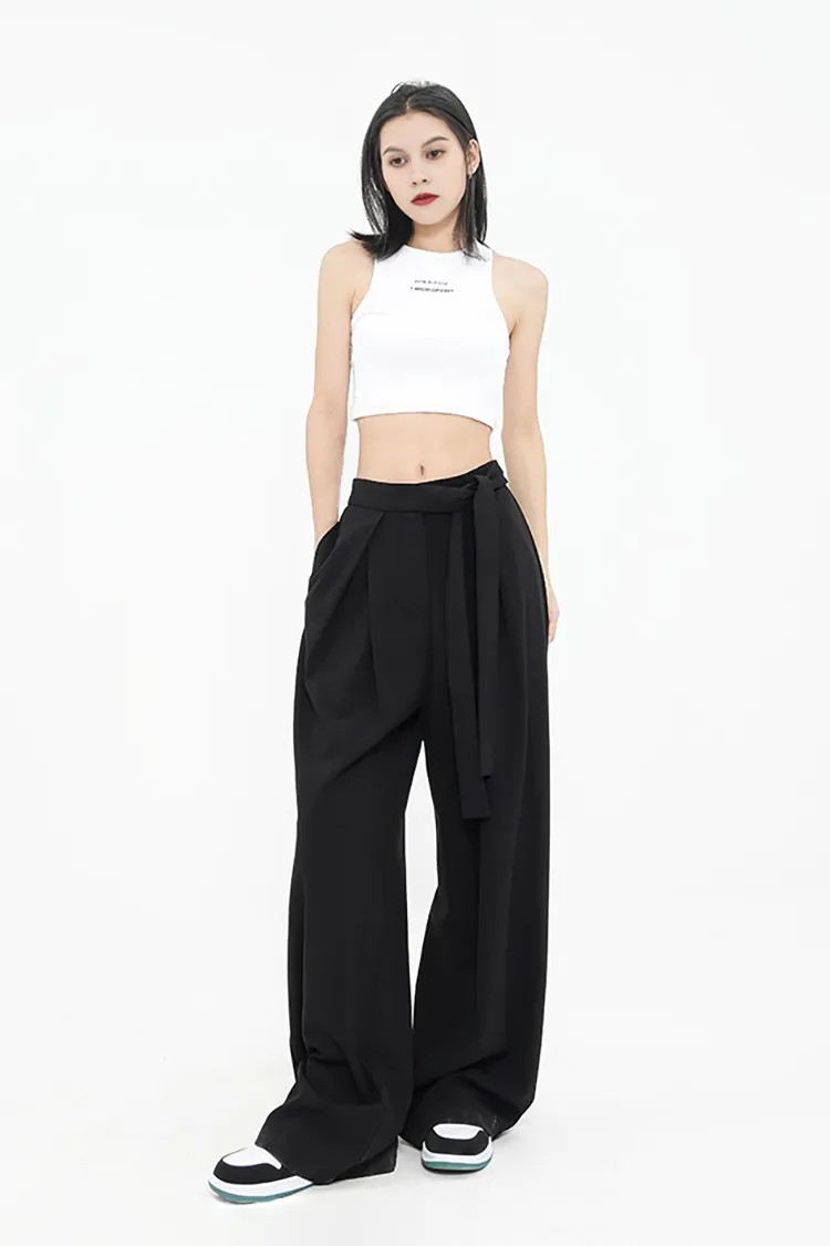 Loose Pleated Wide-Leg Pants with Asymmetric Belt
