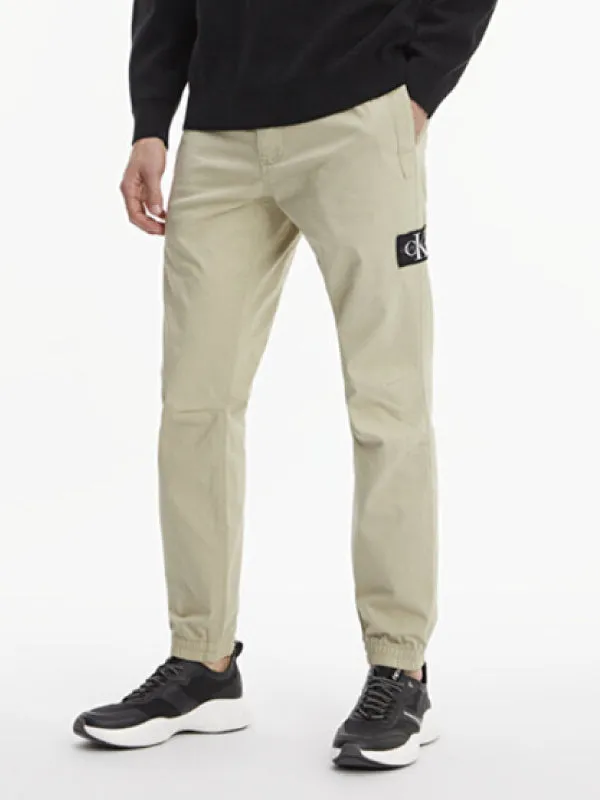 Monogram Badge Casua